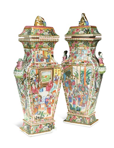 Lot 9 - A pair of Chinese Canton vases and covers, Qing Dynasty, mid-19th century