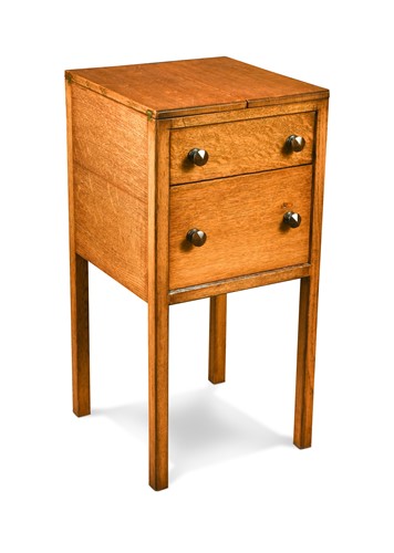Lot 288 - A Heal's Art Deco oak side table