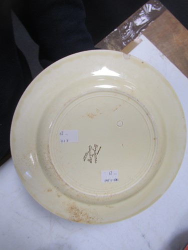 Lot 7 - A small collection of Clarice Cliff and other...
