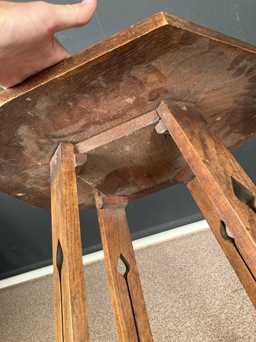 Lot 240 - An Arts & Crafts oak side table, circa 1900