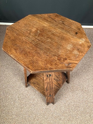Lot 240 - An Arts & Crafts oak side table, circa 1900