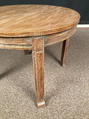Lot 281 - In the manner of Heal's, an Art Deco bleached oak coffee table, circa 1930