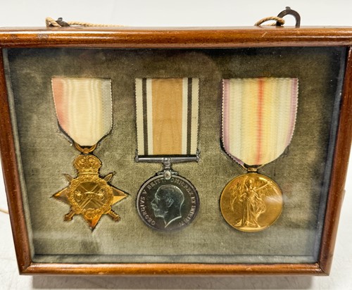 Lot 606 - Campaign medals