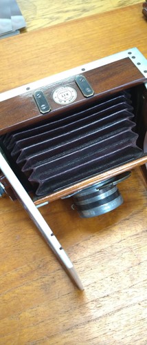 Lot 40 - A Shew & Co XIT Patent quarter plate camera,...