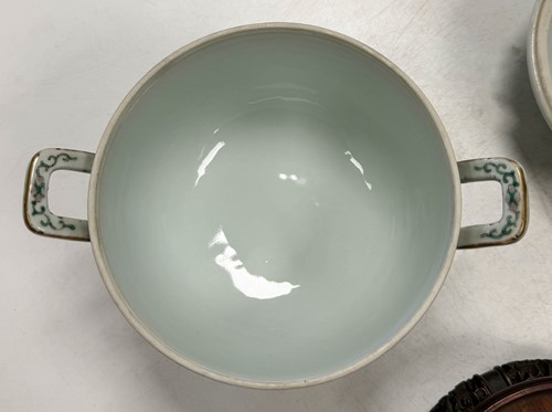 Lot 8 - A Chinese porcelain dragon and phoenix food warmer, Guangxu dynasty