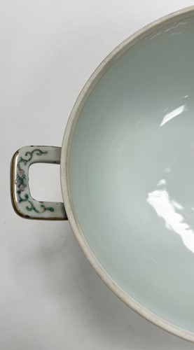 Lot 8 - A Chinese porcelain dragon and phoenix food warmer, Guangxu dynasty