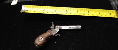 Lot 85 - Militaria - collection of flintlock pistols,...