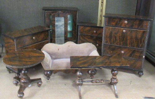 Lot 10 - Suite of Victorian simulated or faux rosewood...