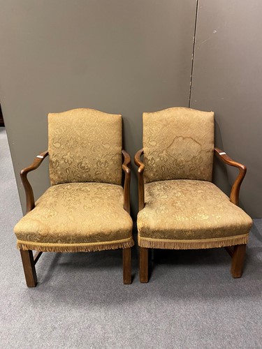 Lot 430 - A pair Gainsborough type elbow chairs...