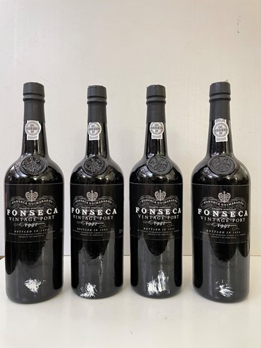 Lot 15 - Fonseca's Vintage Port 1992