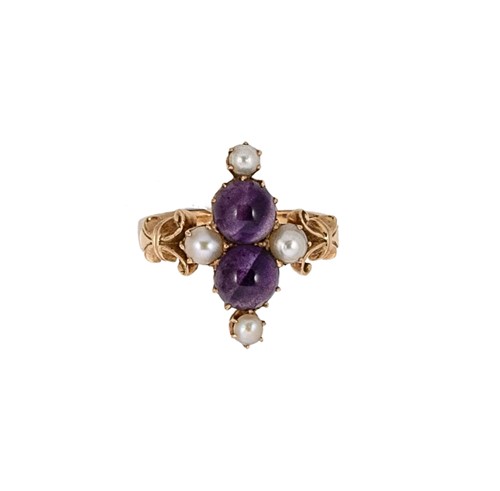 Lot 36 - A cabochon amethyst and pearl ring