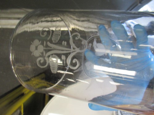 Lot 19 - A 19th century glass vase engraved with a bird,...