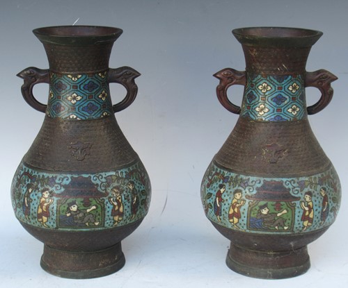 Lot 22 - A pair of early 20th century cloisonne...