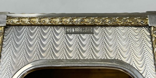 Lot 346 - An Elizabeth II silver tissue box cover
