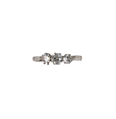 Lot 47 - A three stone diamond ring