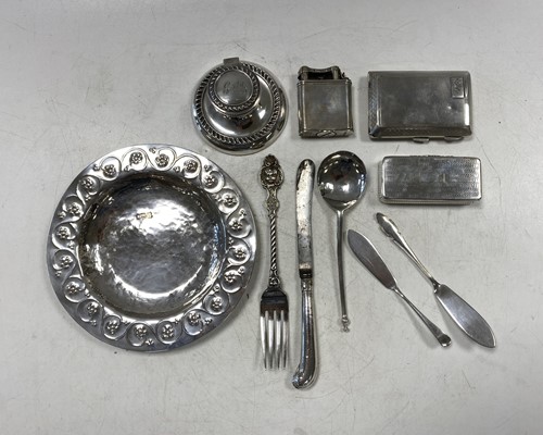 Lot 210 - A collection of silverware including an Arts &...