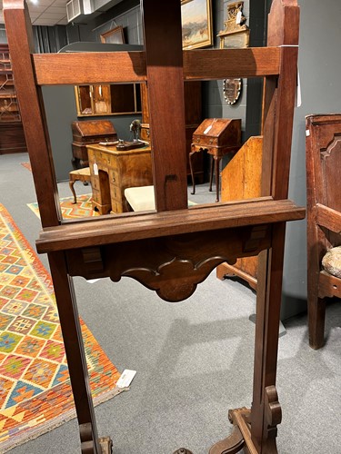 Lot 613 - A William IV walnut adjustable artist's easel