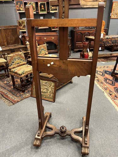 Lot 613 - A William IV walnut adjustable artist's easel