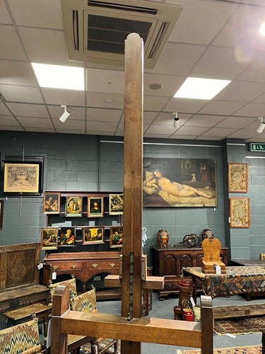 Lot 613 - A William IV walnut adjustable artist's easel