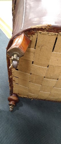 Lot 592 - A Victorian leather chesterfield sofa