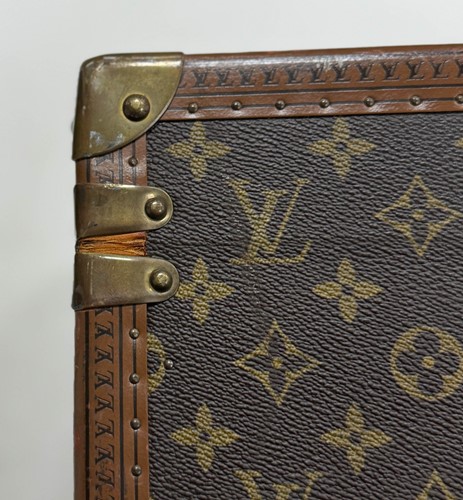 Lot 149 - Louis Vuitton, a Boite Flacons vanity case