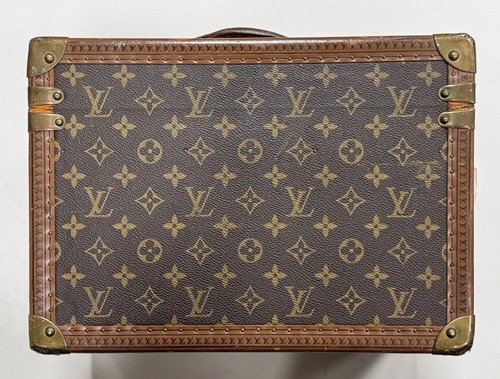 Lot 149 - Louis Vuitton, a Boite Flacons vanity case