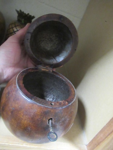 Lot 15 - A collection of five fruitwood tea caddies in...