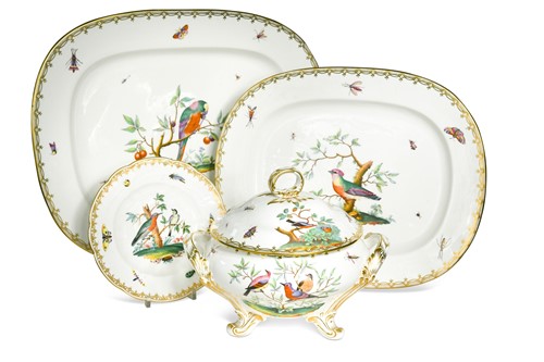 Lot 313 - A Spode part dinner service, 19th century