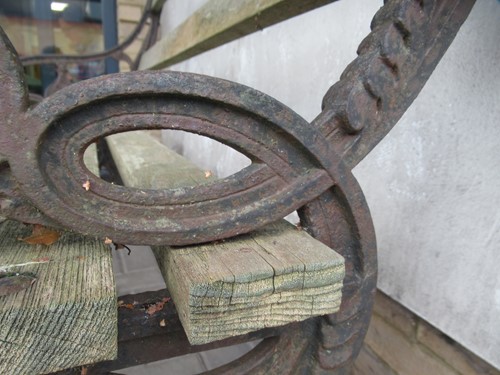 Lot 625 - A Victorian Coalbrookdale 'Lily Pad' pattern garden bench