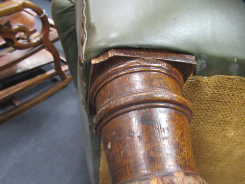 Lot 622 - A Edwardian leather upholstered armchair
