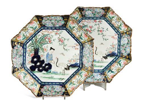 Lot 153 - A pair of Japanese porcelain octagonal plates,...