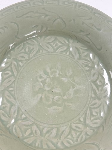 Lot 1 - A Chinese Longquan celadon-glazed dish, Ming Dynasty, 15th/16th century