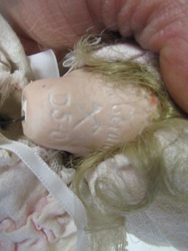 Lot 3 - Trio of Bisque head dolls: bisque-head...