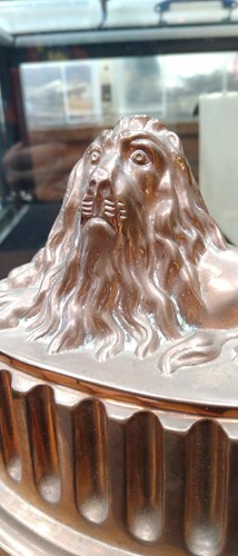 Lot 76 - Collector's items: Recumbent Lion jelly mould...