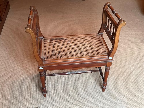 Lot 466 - An Edwardian mahogany turned frame piano stool...