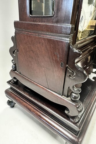 Lot 444 - A Chinese twin fusee mantel clock, circa 1900