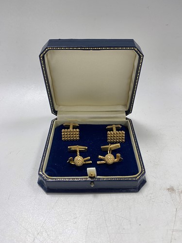 Lot 182 - A pair of 9ct gold cufflinks weight 17g,...