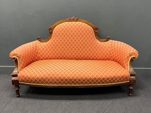 Lot 402 - A Victorian sofa with carved arched back 98 x...
