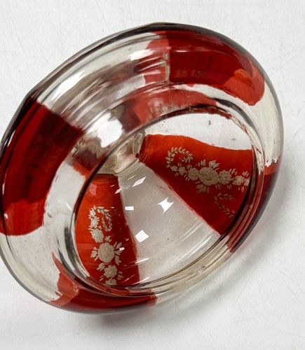 Lot 340 - A pair of Bohemian ruby flash cut goblets and covers, 19th century