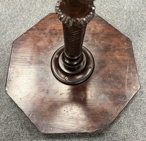 Lot 489 - An early George III carved mahogany kettle stand