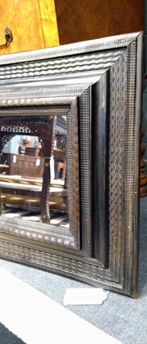 Lot 267 - A Dutch ripple moulded picture frame, 17th century