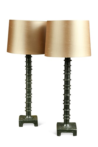 Lot 500 - A pair of Vaughan 'Bobbin Column' bronze table lamps, modern