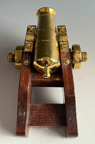 Lot 603 - A small bronze signalling cannon, early 20th century
