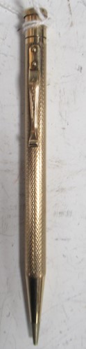 Lot 214A - A Yard O Led 9ct gold propelling pencil,...