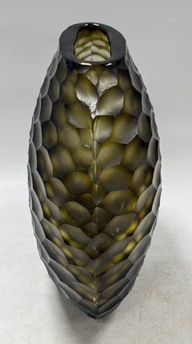 Lot 21 - An Oggetti cut sided glass vase, modern