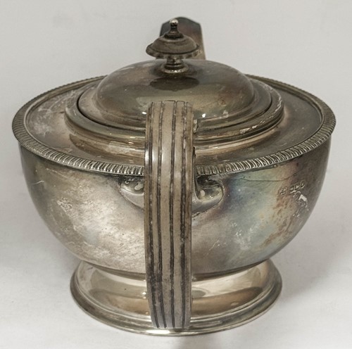 Lot 546 - A George VI silver teapot