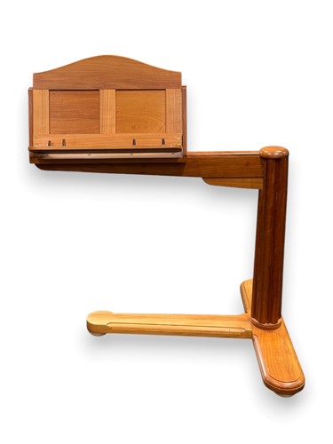 Lot 774 - A reading stand, 90 x 80 x 63cm