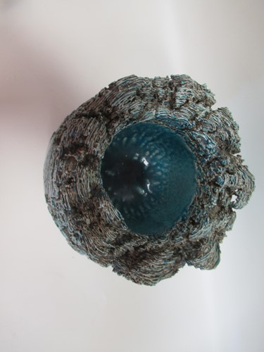 Lot 8 - A 20th century pottery vase