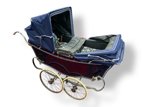 Lot 727 - A large vintage double 'Royal' pram on sprung...