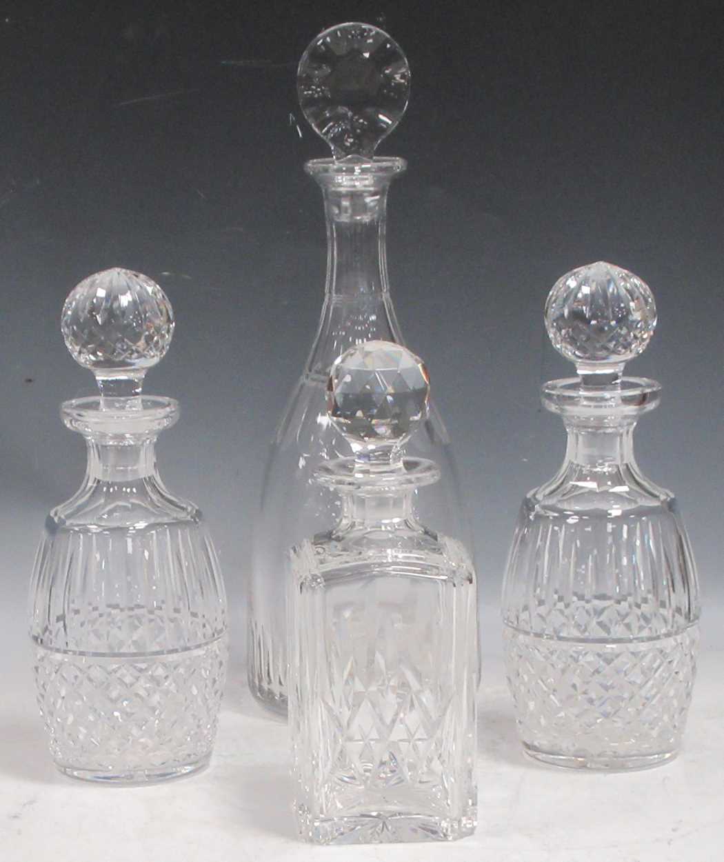 Lot 121 - A William Yeoward 'Wallis' magnum bell shaped...